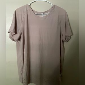 Lululemon T-shirt